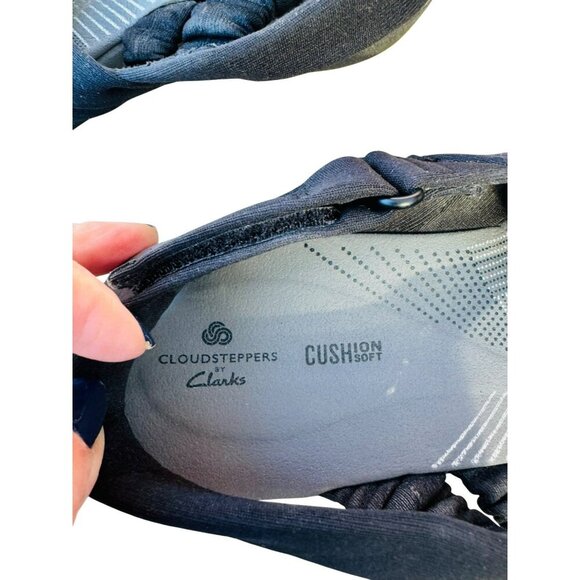 Clarks Women's Black Sandals - Picture 8 of 16